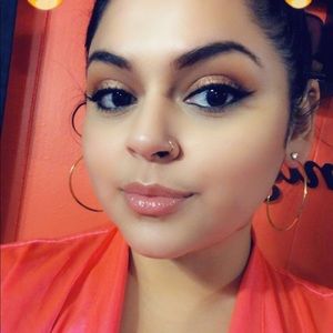 Meet your Posher, Erika